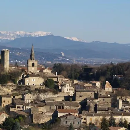 Les Remparts
