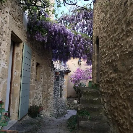 Les Remparts Holiday home